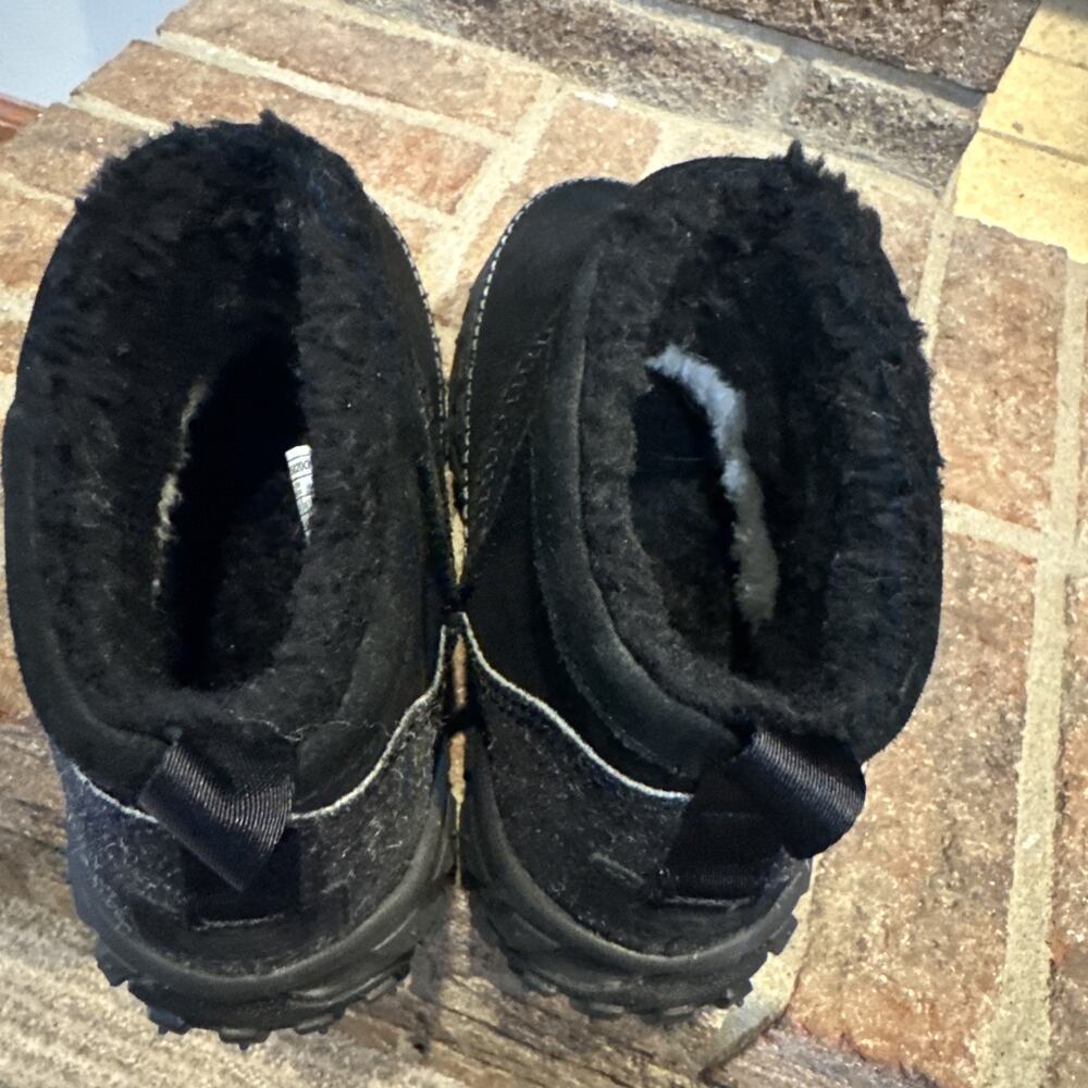 UGG Venture Daze Ultra Mini Black Men's Size 7/ Women’s 8 Boots 1158200 - Picture 10 of 16
